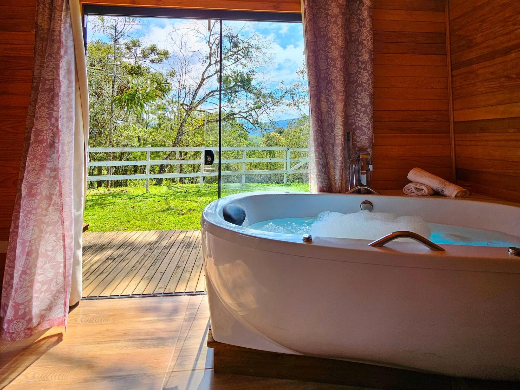 Cabana Com Hidromassagem Bom Retiro  Exterior photo